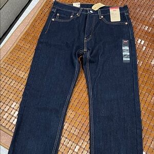 Levi’s 505 Regular Fit Jeans - Size 32x30 - Brand New